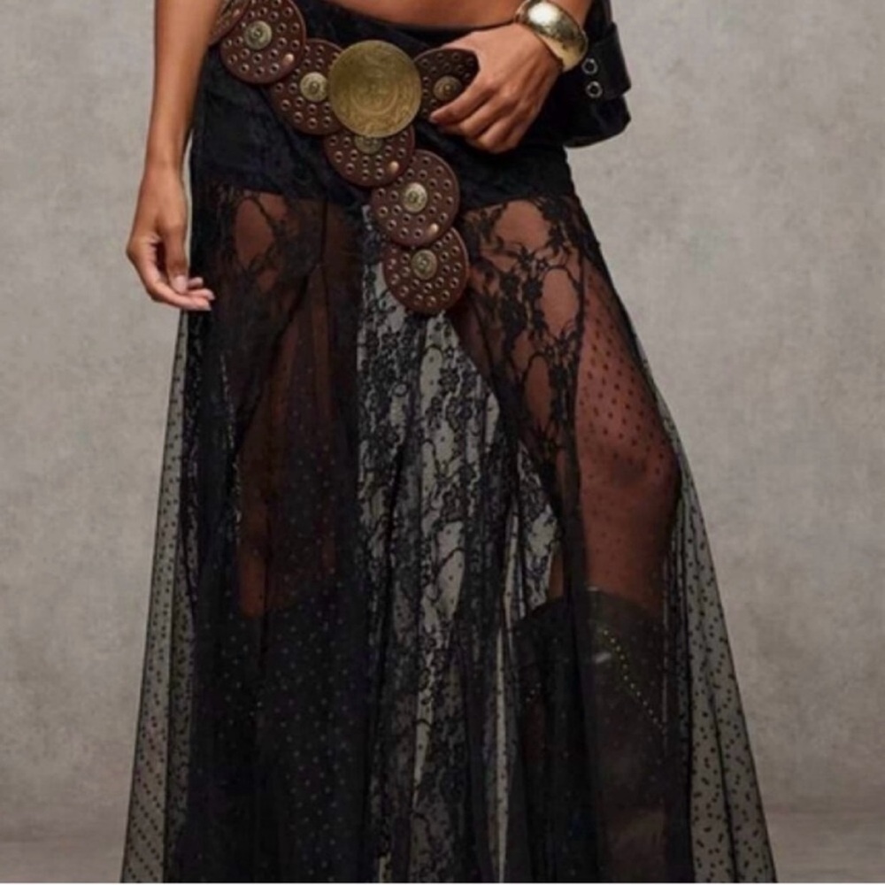 Black lace maxi skirt for festivals & fairs. Clubbing